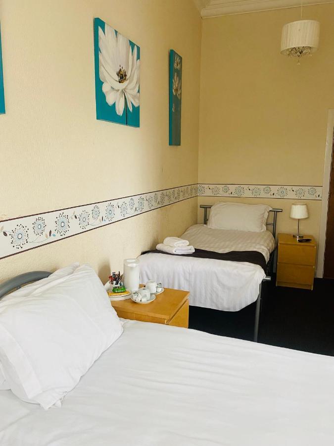 The Portmann Hotel Kilmarnock Extérieur photo