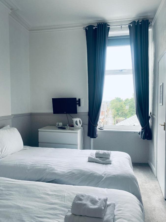 The Portmann Hotel Kilmarnock Extérieur photo
